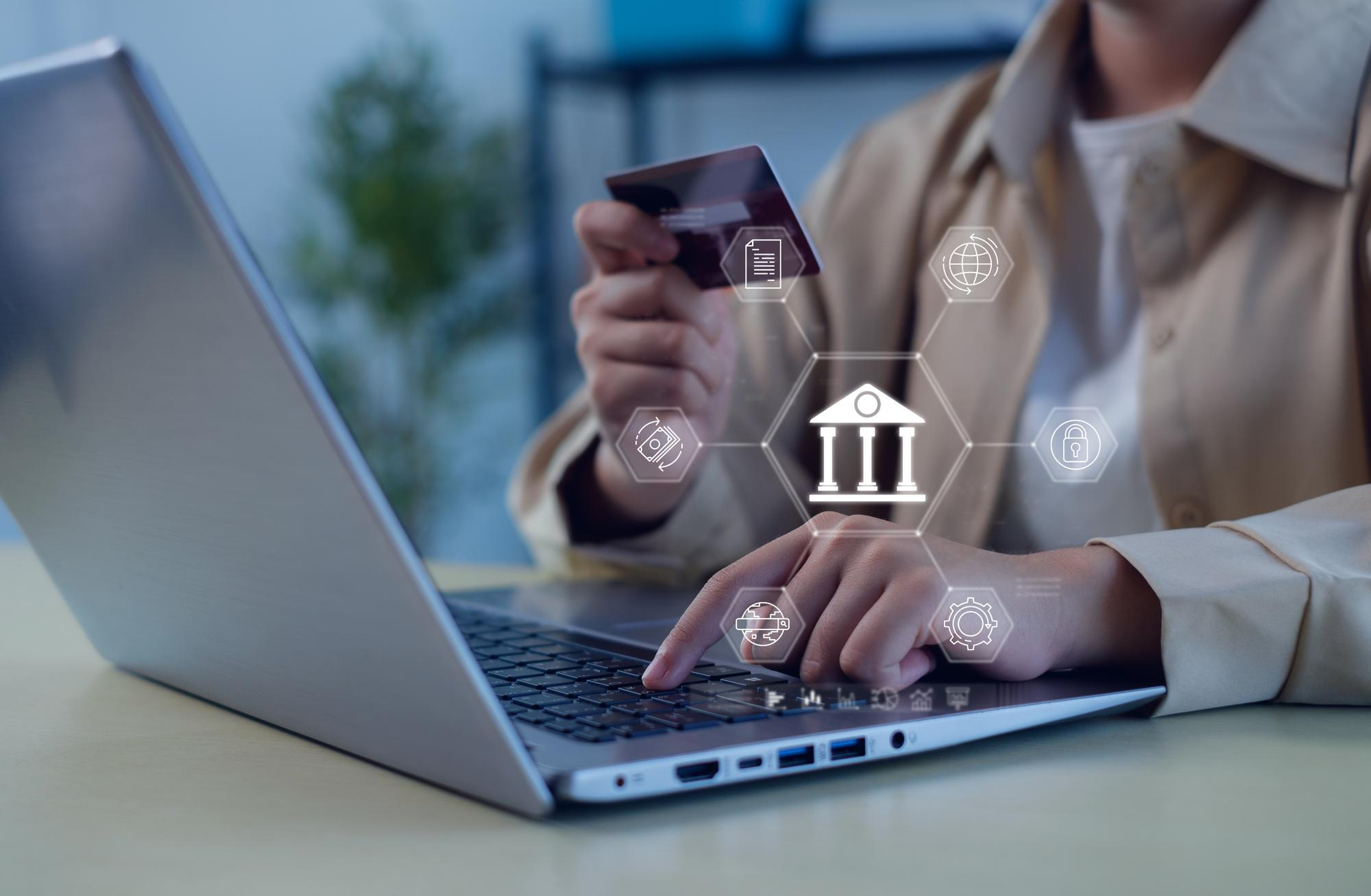 Open Banking aggregator servers and data flow